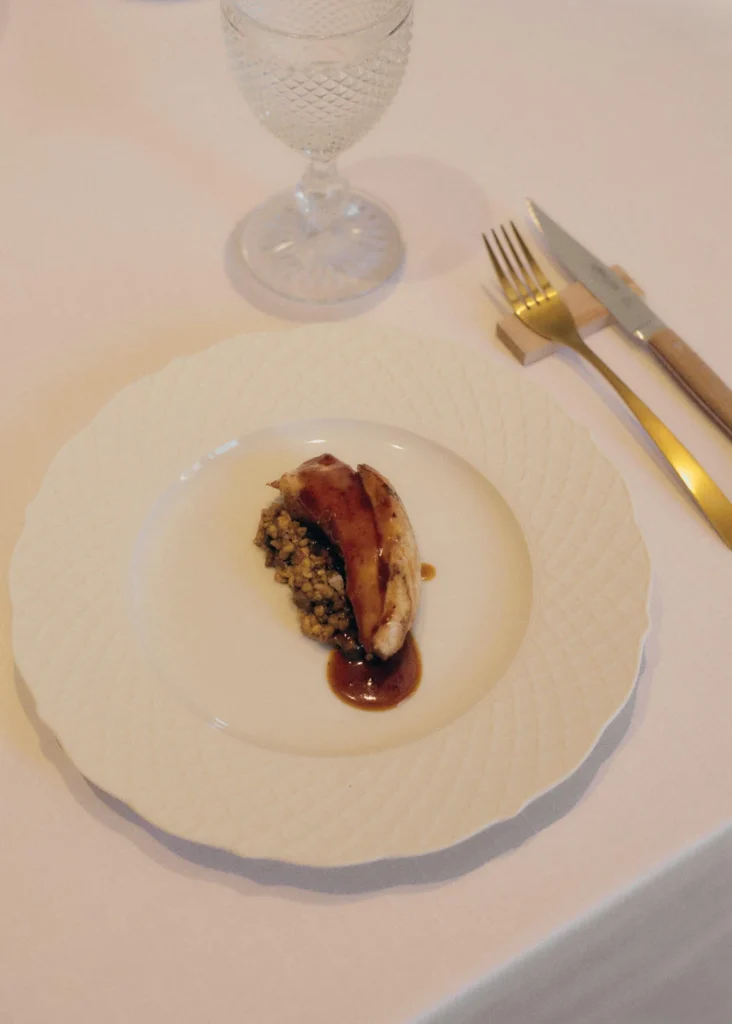 Cena romantica bilbao — cenar romantico bilbao en Restaurante El Paladar by Zuriñe García, Portugalete
